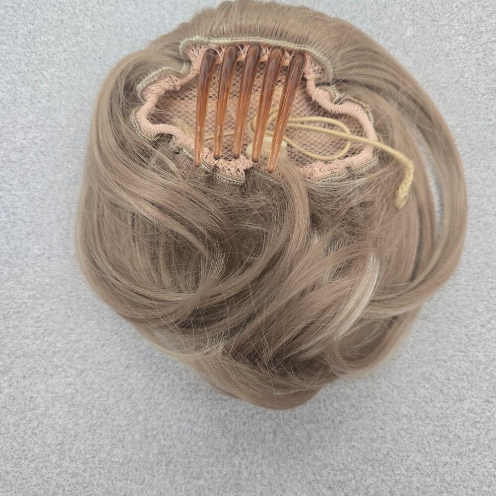 Blonde bun hair extensions SYNTHETIC hair! - Picture 2 of 3